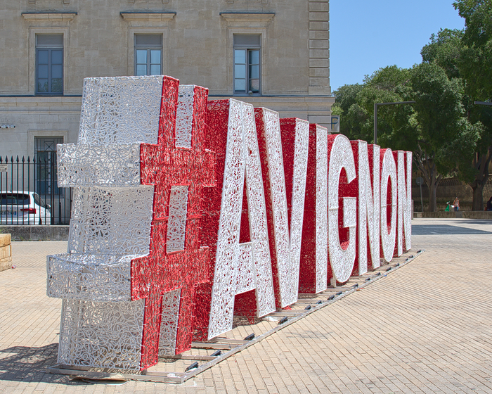 Hashtag Avignon